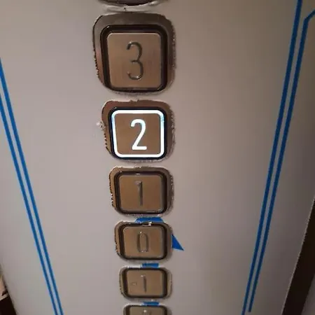 New Funcional Easy High Standard Free Garage Parking Apartment